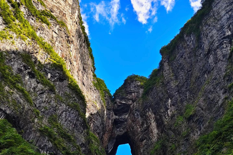 Tianmen Mt.+ Fox Fairy Show + Avatar + Charming Xiangxi Show Package B: Avatar Mountain+ Charming Xiangxi Show