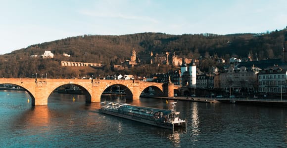 Heidelberg: Green-City-Tour mit dem Solarschiff Neckarsonne