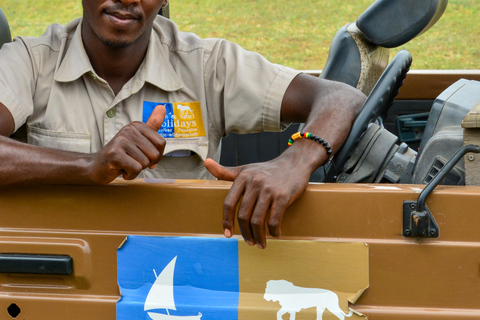 Depuis Zanzibar : Safari de nuit dans le Selous G.R. avec volssafari partagé