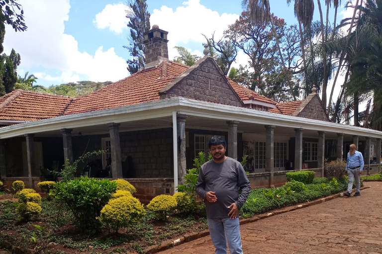 Nairobi city tour: Giraffe center and Karen Blixen Museum