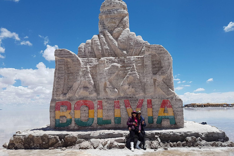 Vanuit Sucre: Ontdek de Salar de Uyuni tijdens een 2-daags avontuur