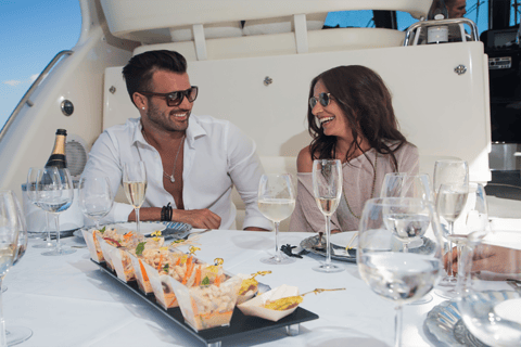 Ibiza Sunset VIP em um barco particular para até 10 pessoas