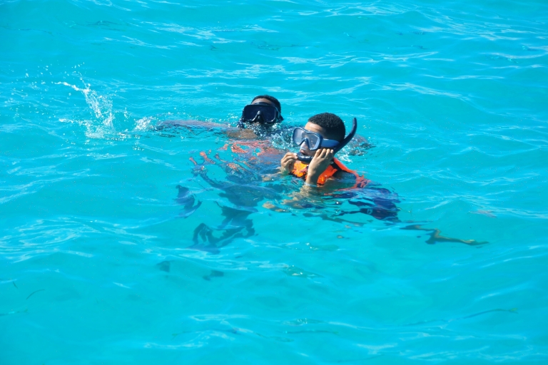 Punta Cana: Rodzinna wycieczka odkrywcza po rafie i naturalnym basenie