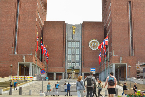 Oslo City Walk: Real Life, Raw Stories & Local Gems Tour in Italian