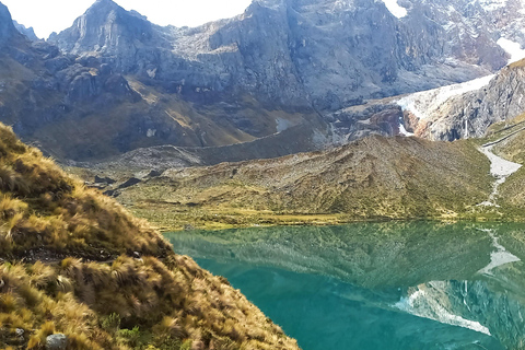 Desde Huaraz/Lima: Excursión de 11 días al Circuito de la Montaña Huayhuash