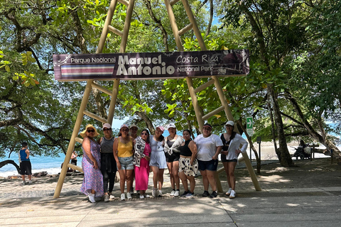 San José: Manuel Antonio National Park Tour with Lunch