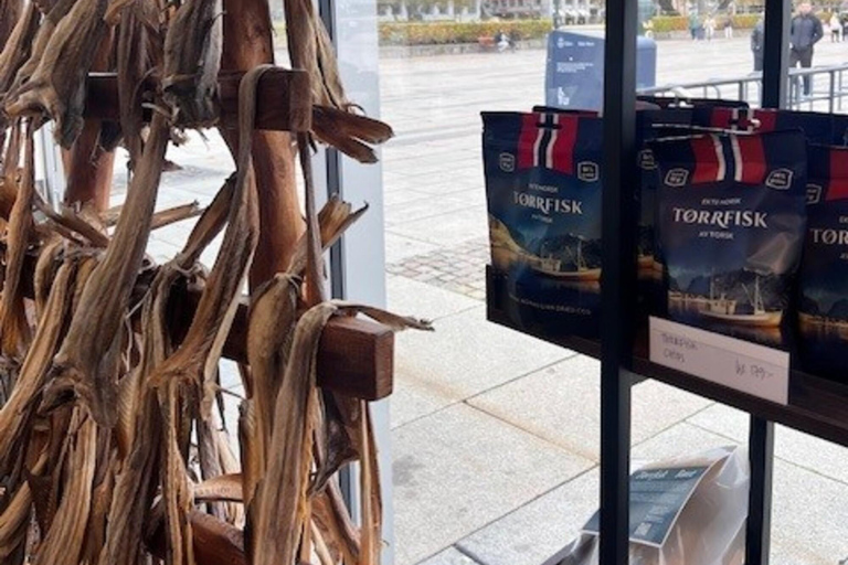 Oslo's local flavours - Food walking tour and cruise