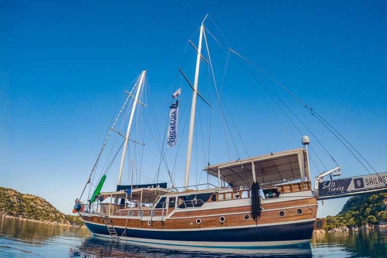 Zeil Turkije: Gulet Cruises voor Gemengde Leeftijdsgroepen