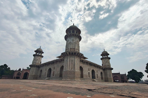 Taj Mahal Tour from Delhi Airport with All Inclusive Tour Guide Only.