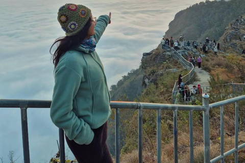 Pokhara: Manungkot Sunrise Tour with Hotel Pickup & Guide
