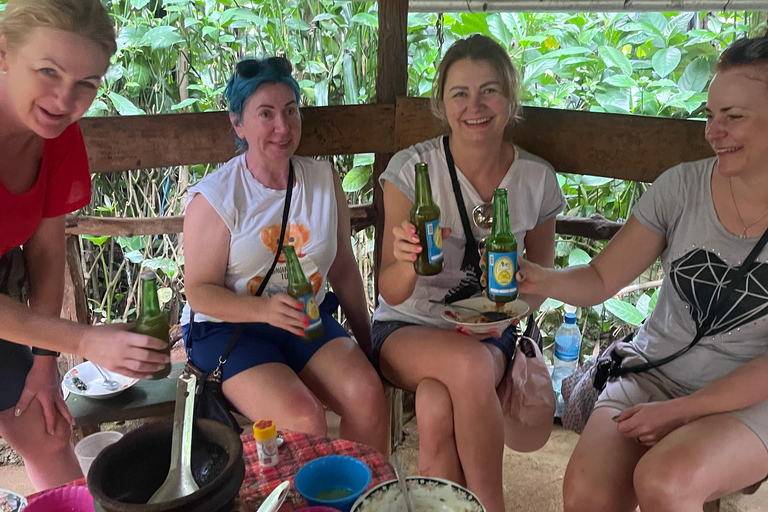 恩戈罗恩戈罗至吉力马扎罗山麓2日经济之旅恩戈罗恩戈罗至马特鲁尼和咖啡之旅（2 天经济之旅）