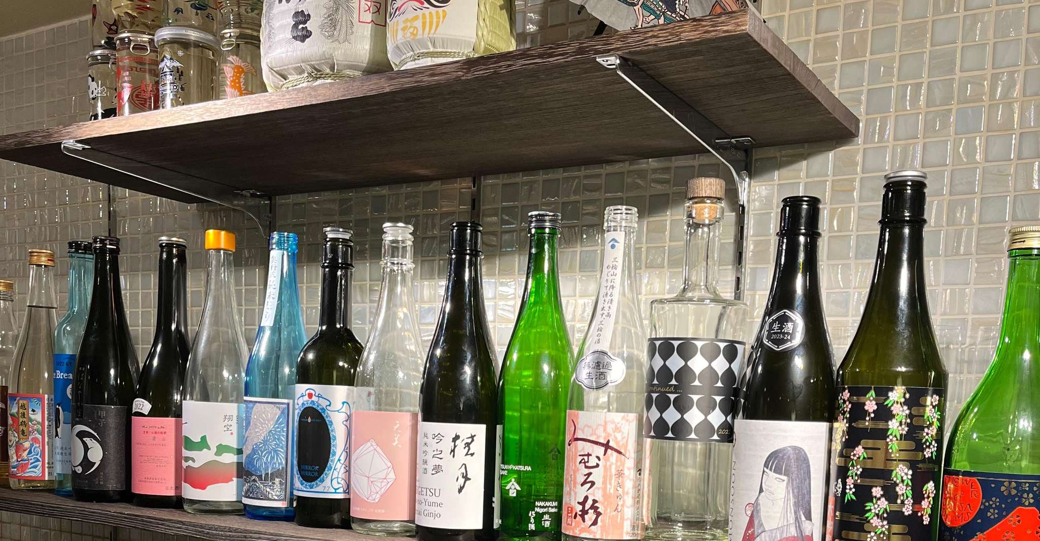 Osaka Sake Tasting with Takoyaki Cooking photo 6