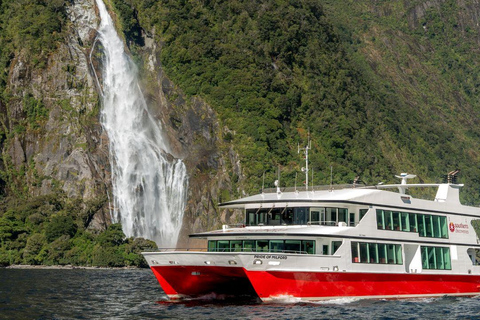 From Queenstown: Milford Sound VIP Cruise with Transfers