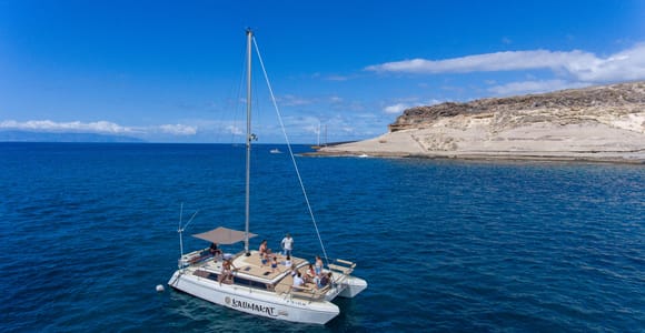 Costa Adeje: Catamaran Tour, Snorkelling, Snacks & Drinks