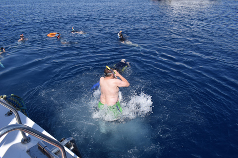 Sharm El Sheikh: Sunset Family Cruise with Snacks and drinks