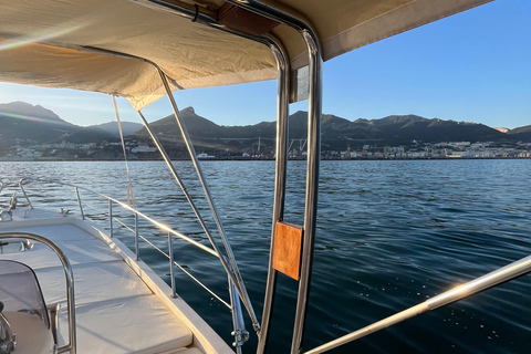 Private Amalfi Coast Boat Tour by boat with Aperitif & snack Private Amalfi Coast Boat Tour by Gozzo with Skipper & Drink