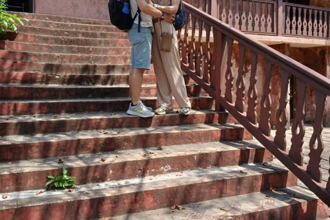 桑给巴尔：监狱岛、纳库彭达沙滩和萨拉姆海龟游泳私人观光（含接送服务）