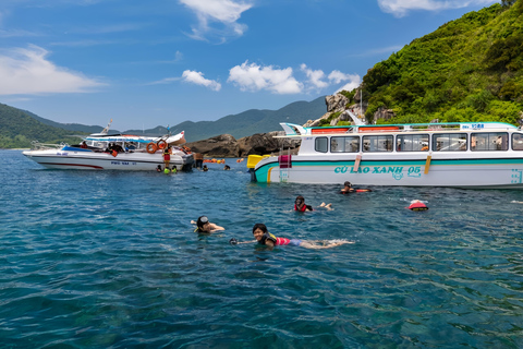 Visita às ilhas Cham e mergulho com snorkel e autônomoExcursão em grupo