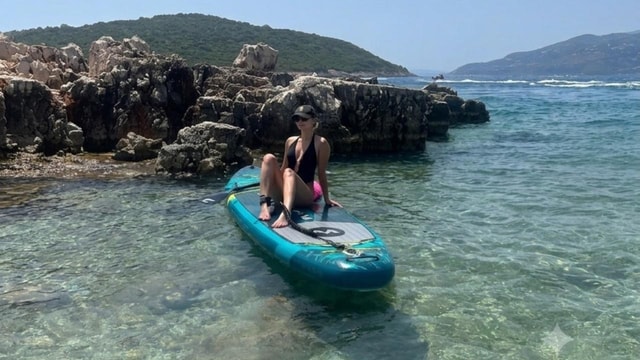 Ksamil: Stand Up Paddleboard Rental with Safety Briefing