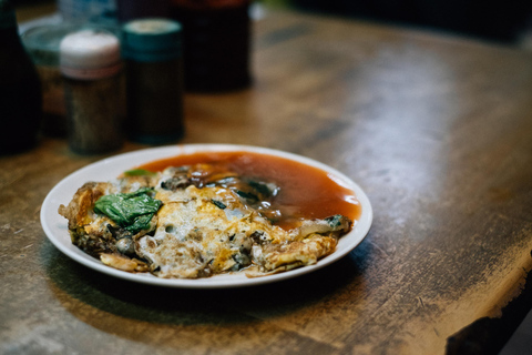 تايبيه: جولة طعام في سوق يانسان الليلي مع تذوق الأطعمة