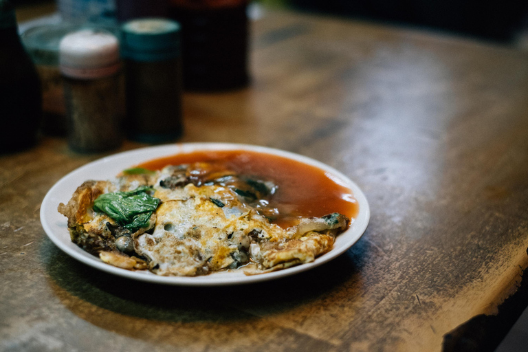 تايبيه: جولة طعام في سوق يانسان الليلي مع تذوق الأطعمة