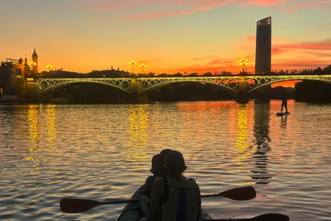 Kayak au coucher du soleil