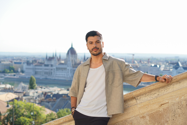 Premium Private Photoshoot in Budapest Private Photoshoot at the fisherman's Bastion