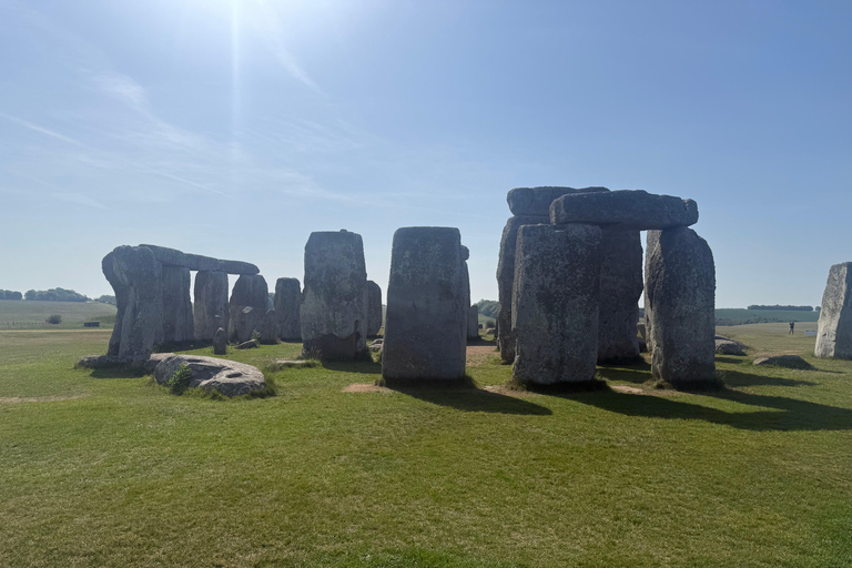 London: Stonehenge and Windsor Castle Private Day Trip