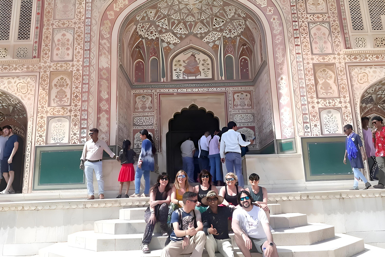 From Jaipur: Private Full-Day Sightseeing Tour by Tuk-Tuk8-Hour Tuk-Tuk Tour with Tour Guide