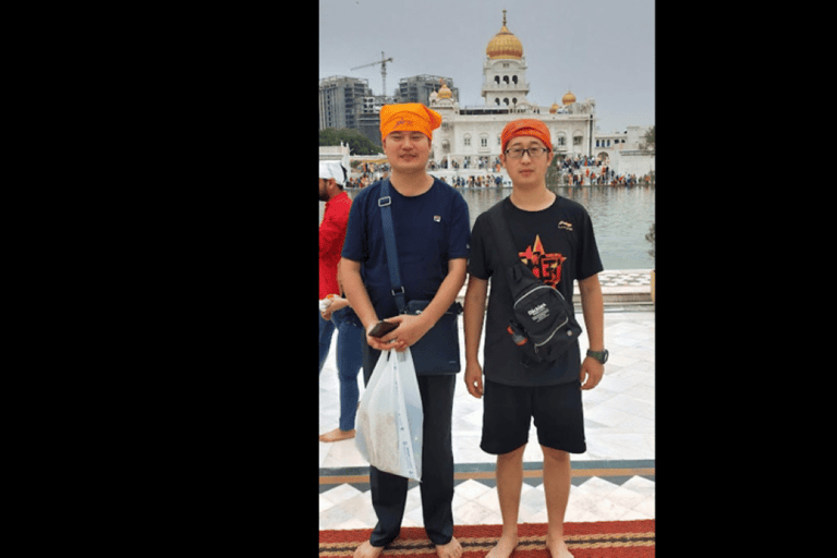 Nueva Delhi: Traslado al aeropuerto privado desde o hacia la ciudad