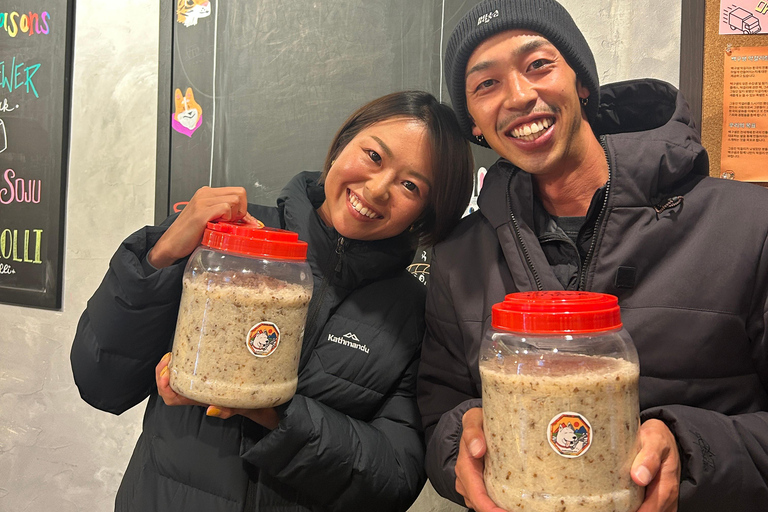 Aprende y elabora Makgeolli en una cervecería tradicionalAprende y elabora makgeolli en una cervecería tradicional