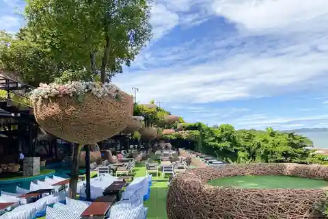Bangkok to Pattaya VIP Private Dreamy Photo Tour
