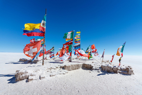 From Uyuni: 3-Day Salt Flats and Lagoons Tour to San Pedro