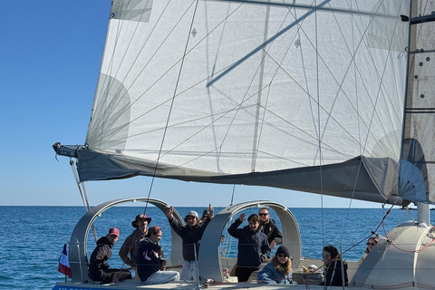 Golf-Juan: Sailing day tour with Snorkeling at the island