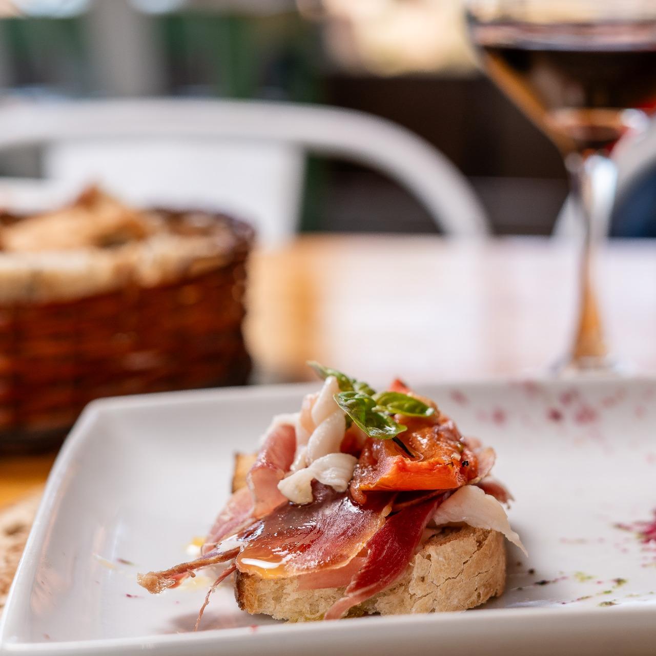Luxustour in Maipú: Zuccardi Q-Verkostung und 5-Gänge-Mittagessen mit Weinbegleitung
