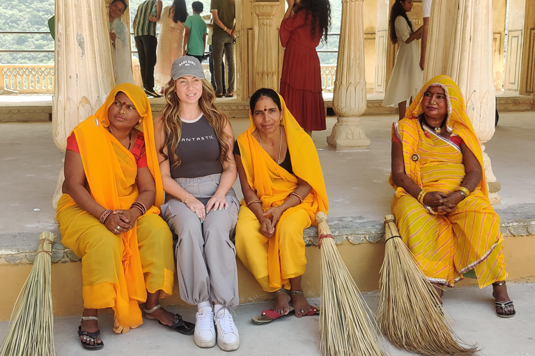 Jaipur : Private Full-Day Guided Sightseeing Tour Tour with Private Transport, Driver & Tour Guide