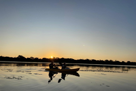 Sigiriya: Sunrise or Sunset Kayaking Tour