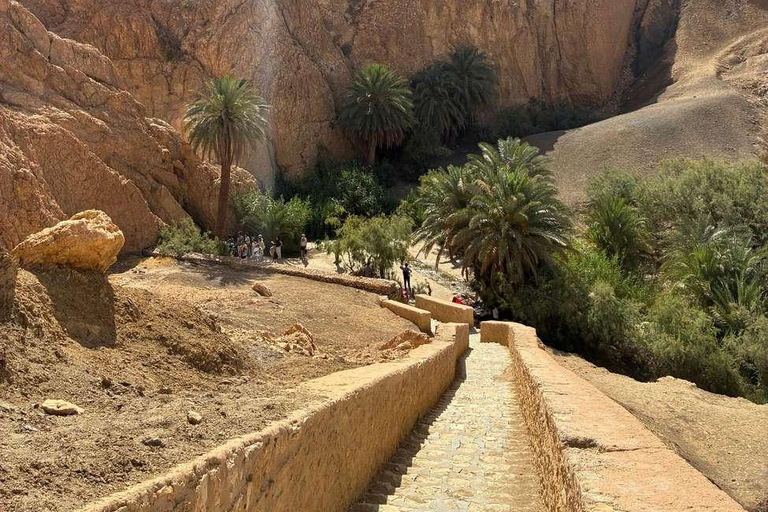 From Kairouan: 2-Day Sahara Tour with Hotel Stay 2-Day Sahara Desert Tour