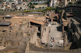 Neapel: Tour zum Vesuv und nach Herculaneum mit Guide