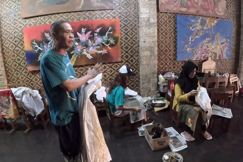Experience Borobudur Sunrise & Batik Making