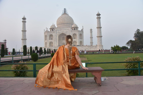 From Delhi: Overnight Agra Tour With Fatehpur Sikari By Car