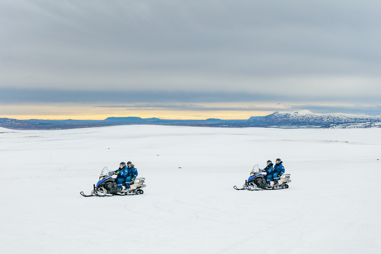 Desde Reikiavik: Círculo Dorado y tour glaciar en motonieveTour con recogida en el hotel