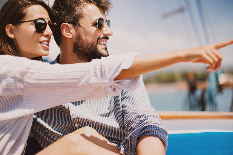 Heraklion Luxury Catamaran Dia Isla -Gourmet Lunch Top RatedPrincipal - Matin ou coucher de soleil