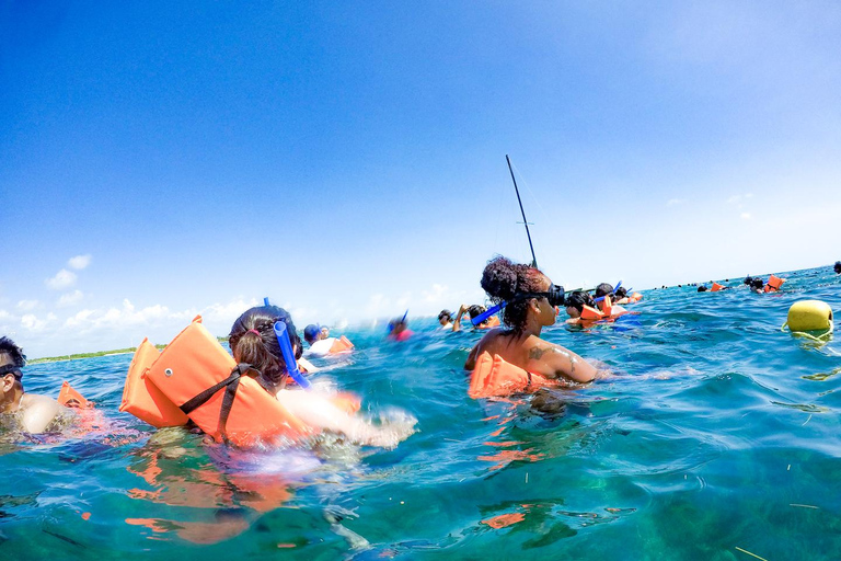 Catamarano illimitato per Isla Mujeres da Playa del carmen