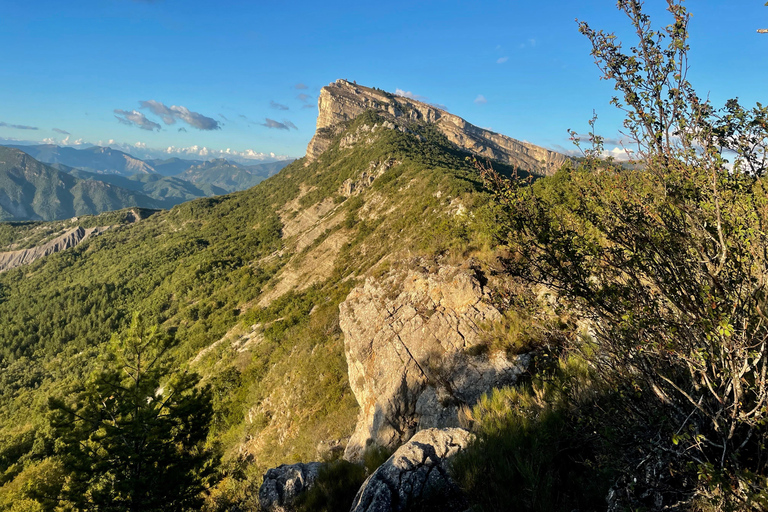 Vertigo hike: the Trou de l'Argent cave from Sisteron