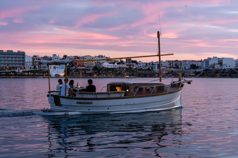 Romantic Private Tour of the Port of Mahón – Classic Llaut Romantic private tour of the Port of Mahón - Classic Llaut