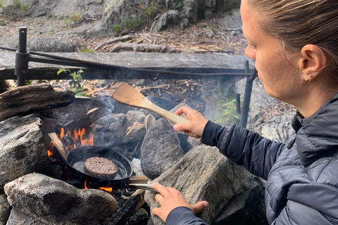 Oslo: escursione guidata nel Parco Nazionale di Østmarka con cibo cotto sul fuocoOslo: escursione guidata al Parco Nazionale di Østmarka con cibo sul fuoco