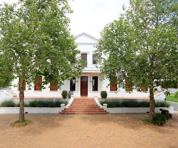 From Cape Town: Stellenbosch Four Estate Full-Day Wine Tour