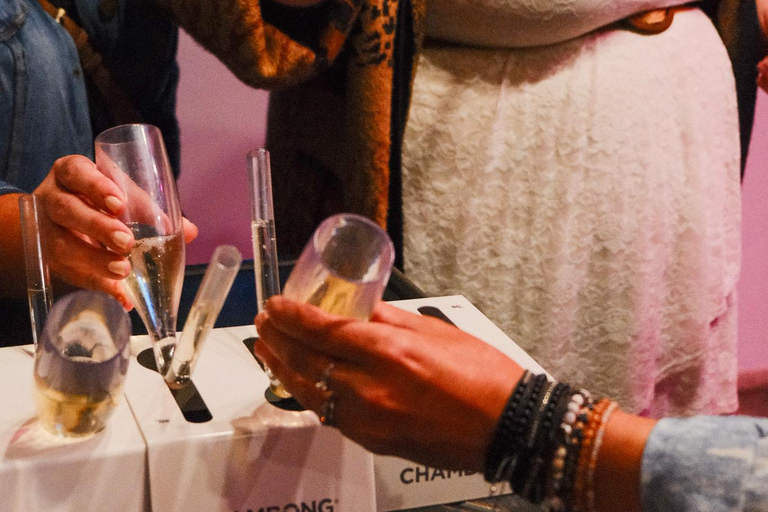 سولفانج جولة في النبيذ والجريمة الحقيقية مع مشروبات مشمولة