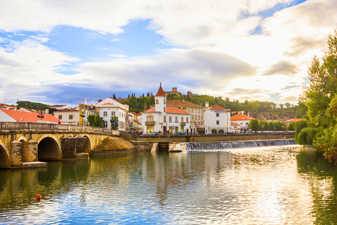 从里斯本出发：圣殿骑士路线 - 阿尔穆罗尔、托马尔和基督修道院独家私人之旅